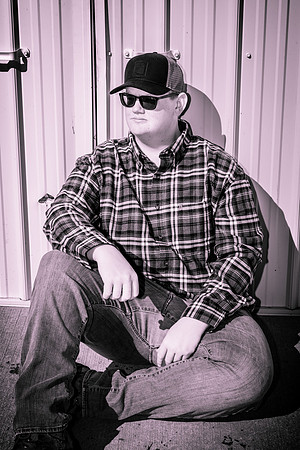 090124-Drew-ClassOf2025-onePhoto-06