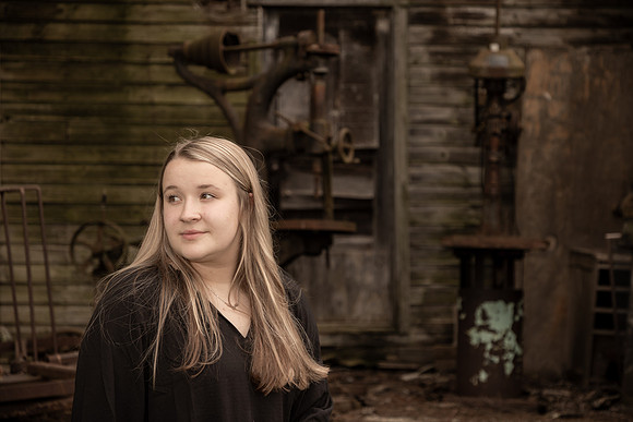 091824-Leah-ClassOf2025-onePhoto-18