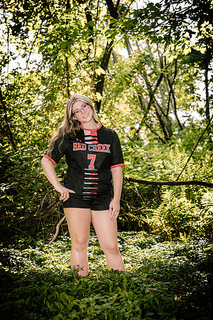 Maddie-ClassOf2026-081225-onePhoto-19