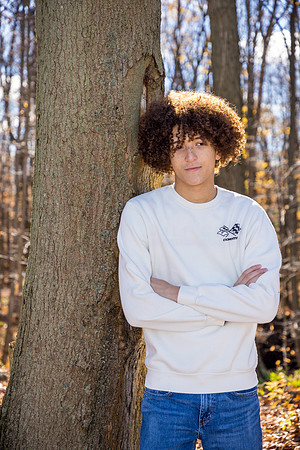 110924-Izaiah-ClassOf2025-onePhoto-15