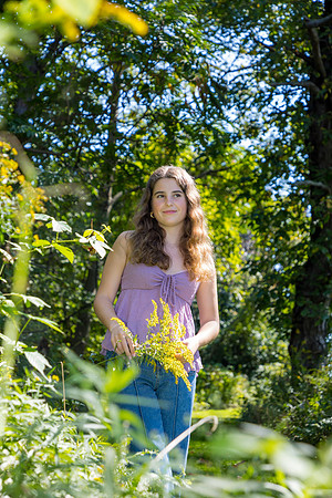 250924-Celia-ClassOf2025-onePhoto-17