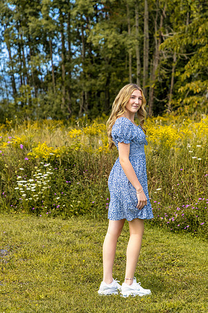 082924-Madison-ClassOf2025-onePhoto-08