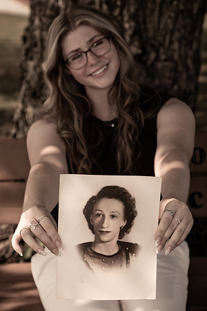Maddie-ClassOf2026-081225-onePhoto-12