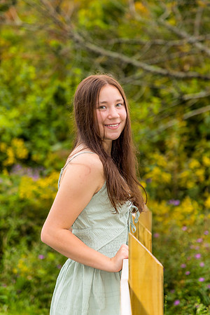 091824-Emily-ClassOf2025-onePhoto-15