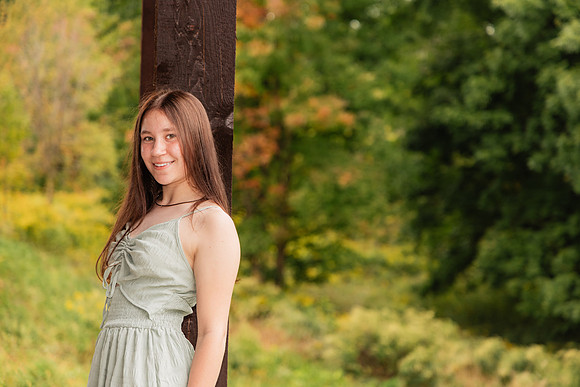 091824-Emily-ClassOf2025-onePhoto-02