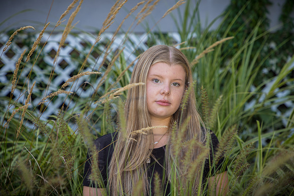 082724-Amanda-ClassOf2025-onePhoto-16