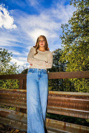 100524-Tessa-ClassOf2025-onePhoto-14
