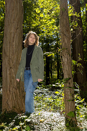 101224-Shelby-ClassOf2025-onePhoto-14