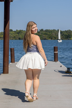 082724-Amanda-ClassOf2025-onePhoto-05