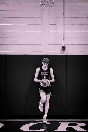 101124-Joey-ClassOf2025-onePhoto-05