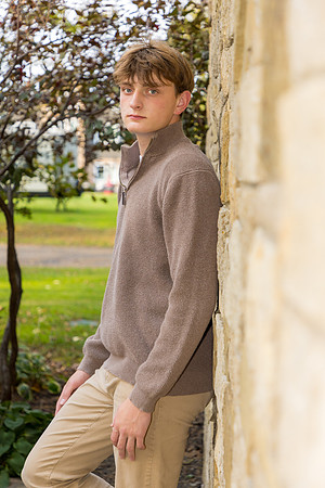 101124-Joey-ClassOf2025-onePhoto-13