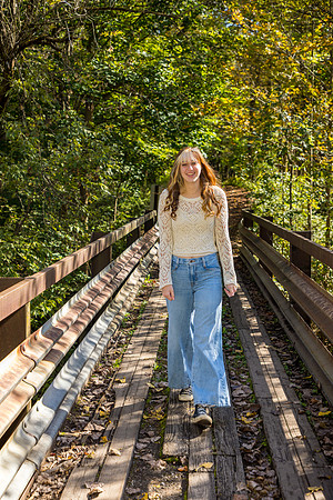 100524-Tessa-ClassOf2025-onePhoto-18