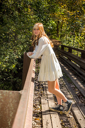 100524-Tessa-ClassOf2025-onePhoto-12