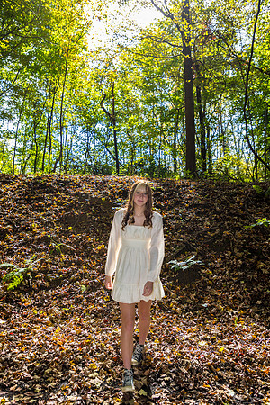 100524-Tessa-ClassOf2025-onePhoto-07