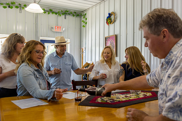 LOWT25-SilverWatersWinery-071325-onePhoto-16