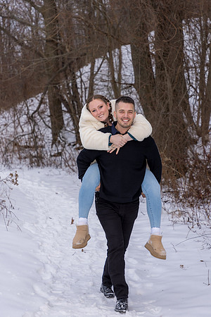 AlleyAndIvan-241227-onePhoto-08