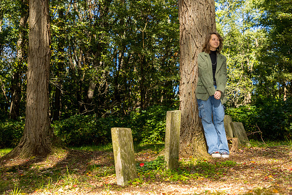 101224-Shelby-ClassOf2025-onePhoto-09