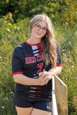 Maddie-ClassOf2026-081225-onePhoto-18